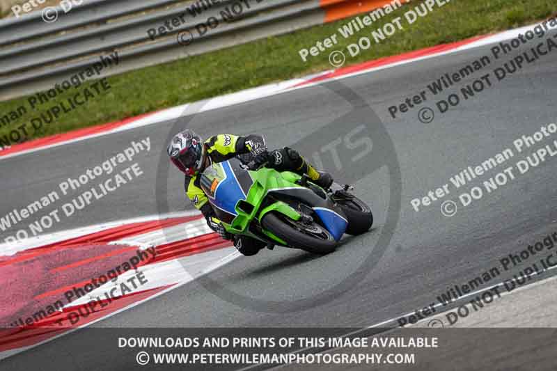 cadwell no limits trackday;cadwell park;cadwell park photographs;cadwell trackday photographs;enduro digital images;event digital images;eventdigitalimages;navarra;no limits trackdays;peter wileman photography;racing digital images;trackday digital images;trackday photos